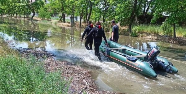 К ночи в Снигиревке поднимается вода: подтопило несколько скважин, в городе начались проблемы с водоснабжением