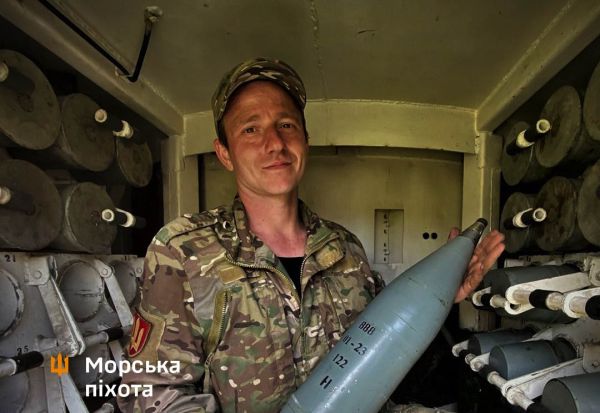 Морпех вышел из окружения под Николаевом, а сейчас на донецком направлении оккупанты нюхают его «Гвоздику»