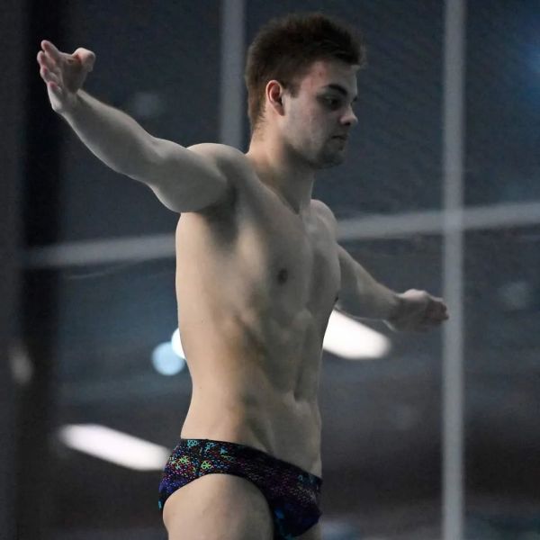 Трое воспитанников Николаевской КДЮСШ «Украина» берут золото в командных состязаниях прыгунов в воду на Европейских играх