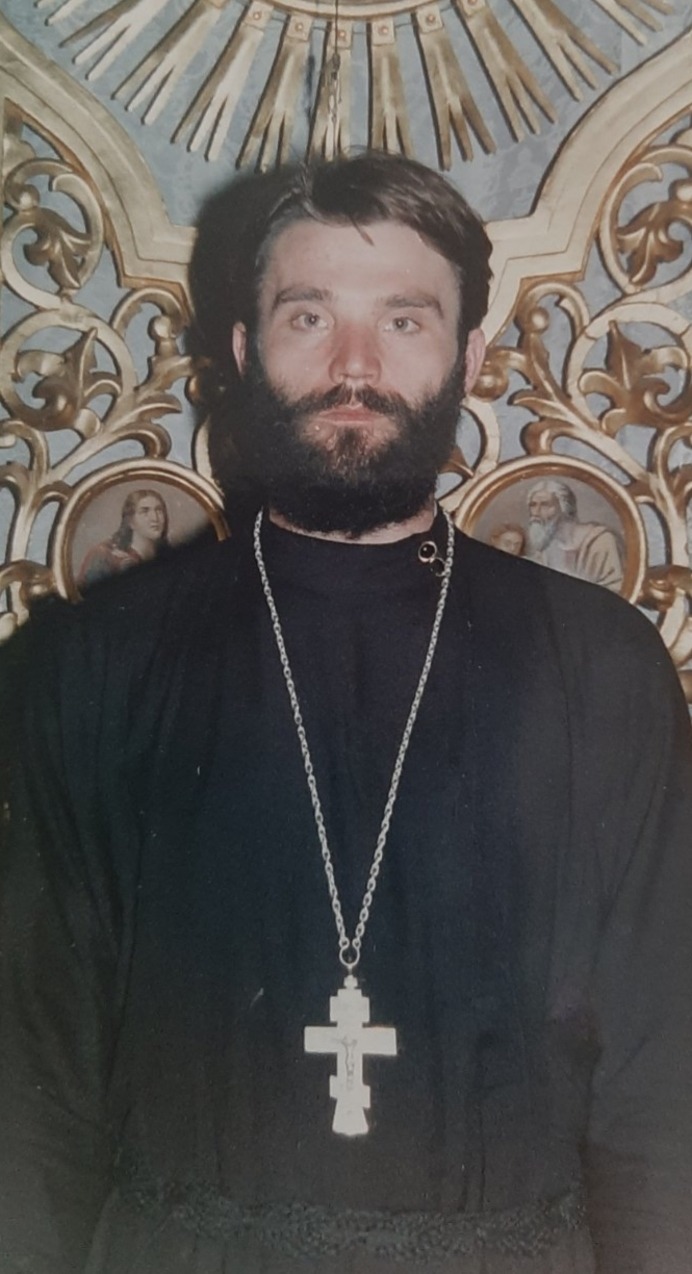 16.06.2023 Відійшов до Господа ієрей Олександр Сеницький