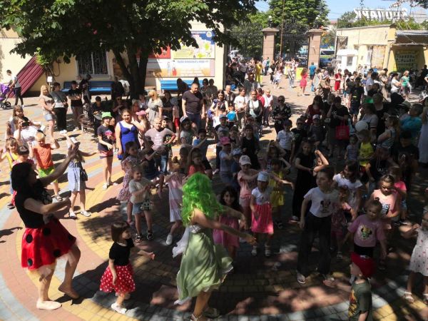 В Николаевском зоопарке весело и познавательно отметили День защиты детей (фото)