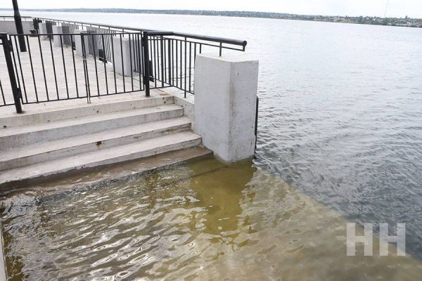 В акватории Николаева поднятие воды остановилось на отметке +97 см
