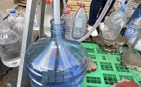 В Николаеве вода в одном из пунктов розлива не соответствует микробиологическим показателям. В Очакове три таких точки