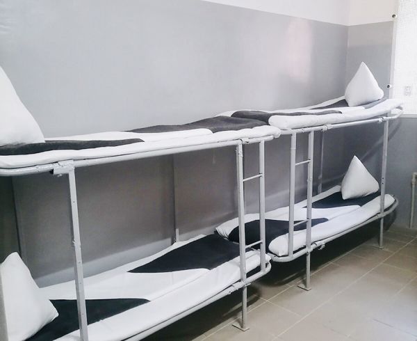 За счет платных камер в Николаевском следственном изоляторе отремонтировали еще одну бесплатную (фото)