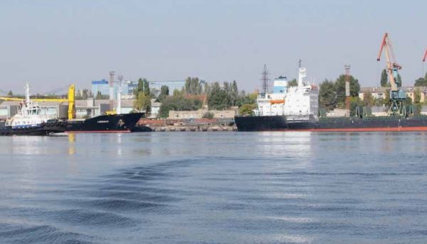 Оккупанты пытаются блокировать Одесские порты, а подходы к портам Николаева обстреливают