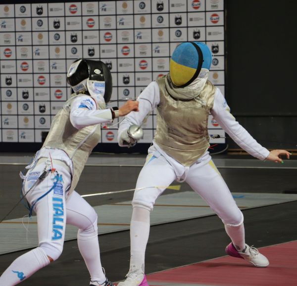 Николаевская рапиристка Алина Полозюк в составе сборной Украины фехтовала на кубке мира