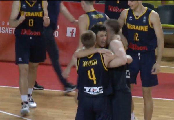 Воспитанники николаевского баскетбола Зайцев и Сафонов помогли сборной Украины выйти в полуфинал чемпионата Европы U-20