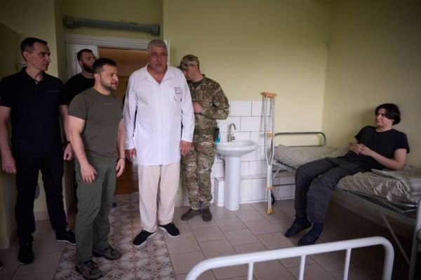 Президент присвоил почетные звания заслуженный врач Украины медикам Николаевщины