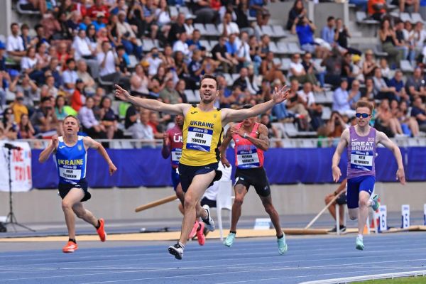 Николаевский спринтер Цветов защитил титул чемпиона мира на 100-метровке в Париже