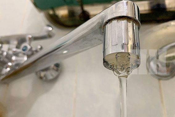 В водопроводной воде Николаева и Снигиревки нельзя мыть посуду и купаться, – Николаевский ЦКПБ