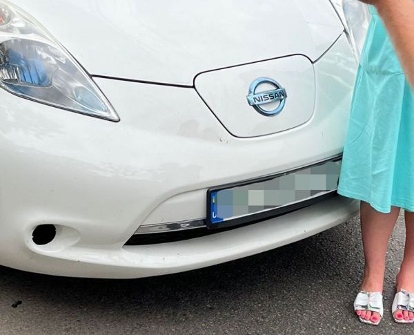 В Николаеве на проспекте Героев Украины остановили пьяную мадам на «Ниссане»