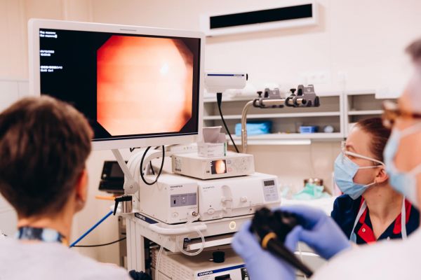 Инородные предметы в толстой кишке: что медики достают из подростков и чем это грозит их здоровью? Фото