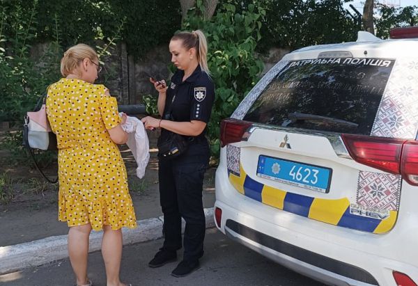 В Николаеве у горе-матери изъяли 6-месячную дочку