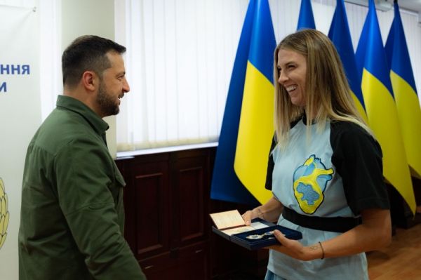 Глава государства раздал ордена воспитанникам николаевского спорта