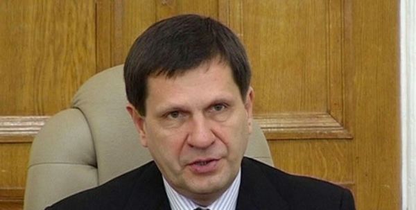 Экс-мэра Одессы объявили в розыск за кражу целого аэропорта