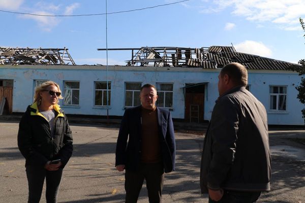 Остались только стены, – глава Николаевского облсовета Антон Табунщик посетил разрушенные села Березнеговатского общества
