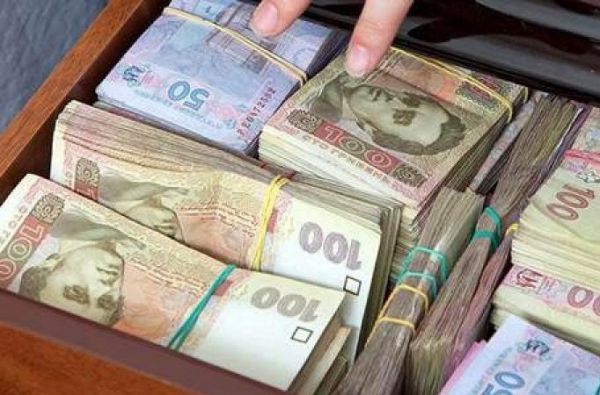 Начальница отделения «Укрпочты» в Николаевском районе украла из кассы 350 тысяч