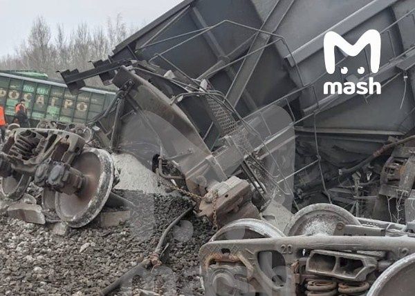 В Рязанской области подорвали эшелон с 19 вагонами