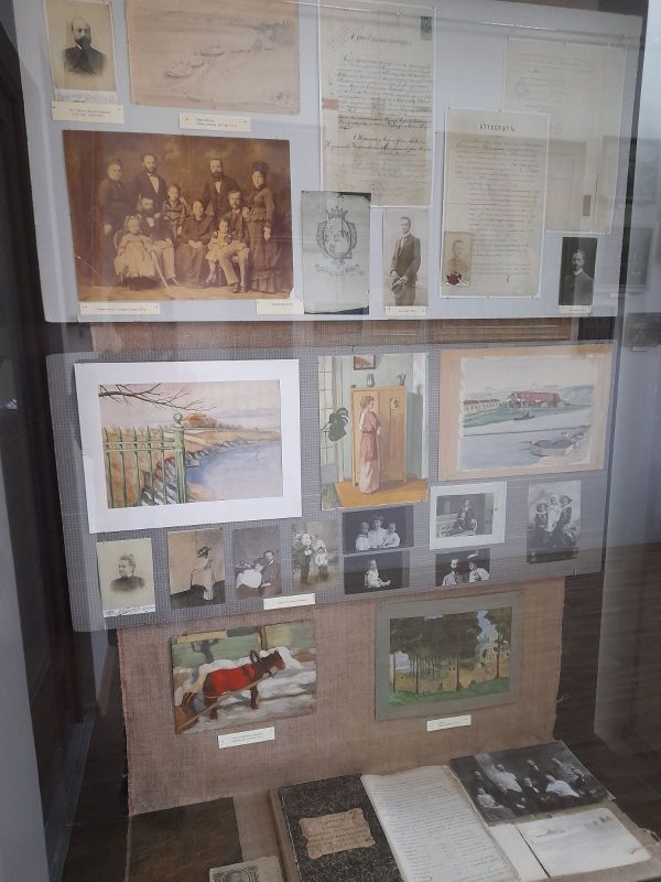 В Николаеве открыли выставку, посвященную художнику Леониду Инглези