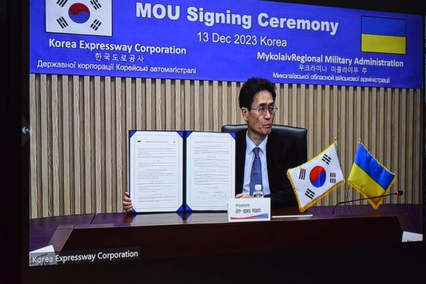Дорожную инфраструктуру Николаевщины поможет отстроить корейская корпорация Korea Expressway