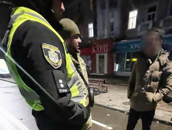 В Николаеве полиция и военкомы провели очередной рейд во время комендантского часа