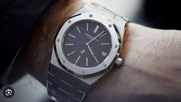 Швейцарские часы: Время Роскоши и Точности