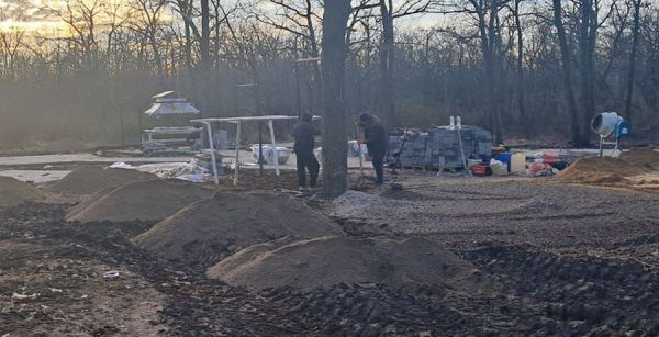 В Баштанском лесхозе строят зону отдыха для пикников (фото)