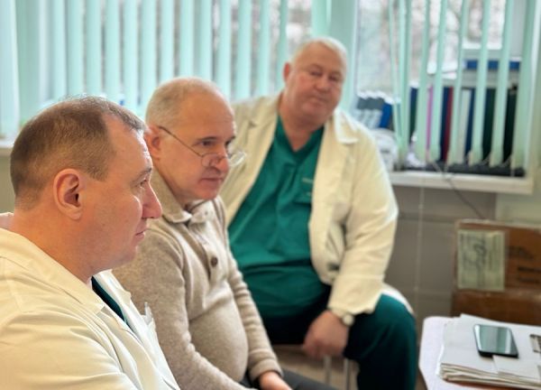 Команда из киевского Института сердца во главе с профессором Тодуровым провела выездной прием в Николаеве