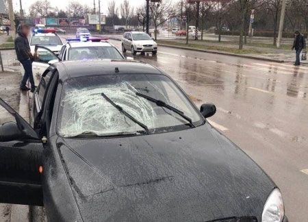 В центре Николаева 32-летний водитель сбил ребенка на пешеходном переходе