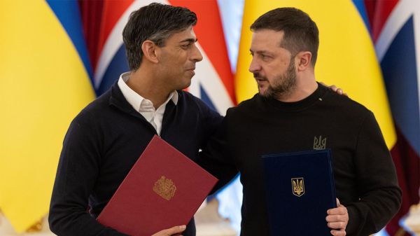 Британия подписала с Украиной соглашение о военной поддержке в течение 10 лет