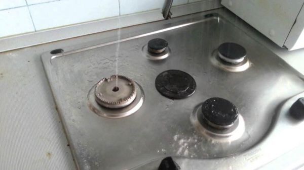 Второй случай за месяц: николаевец залил воду в газовую систему многоэтажного дома