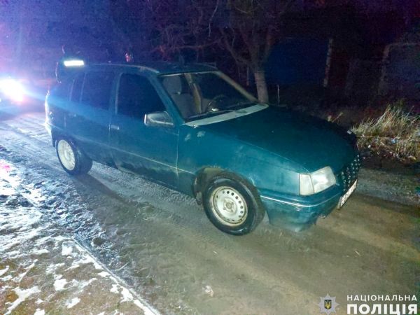 В Николаевские области в один день похитили "пассат" и "кадет"