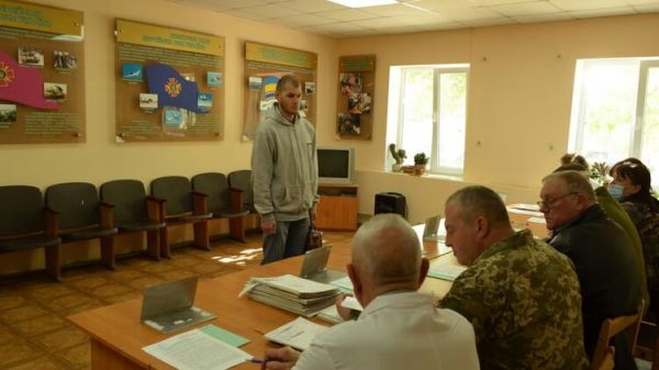 ТЦК будут работать круглосуточно, в том числе проводить медосмотры