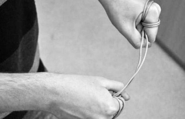 Николаевец убил током любимую и проволокой задушил ее дочь