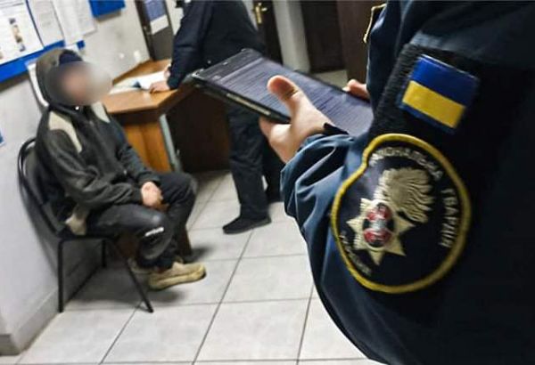 В Николаеве 14-летний подросток во время комендантского часа избил 44-летнего прохожего