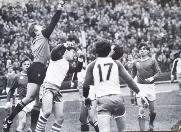 Футболисту знаменитого николаевского «Судостроителя», а ныне детскому тренеру Игорю Милюкину надо помочь