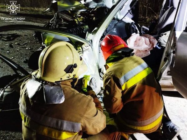 В Николаевской области погиб водитель на «Тойоте» RAV-4