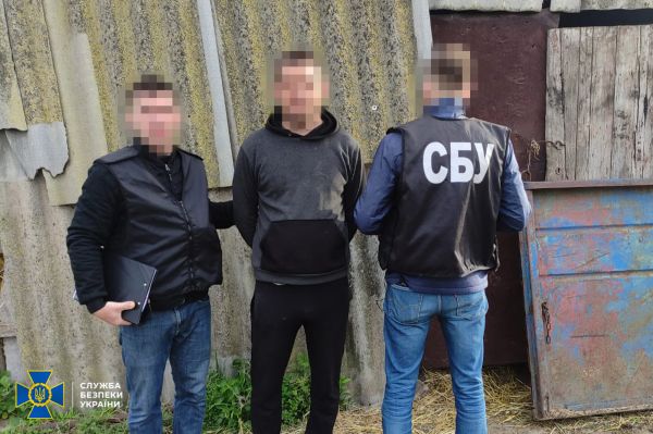 СБУ задержала жителя Снигиревки, который «сдавал» земляков на российских блокпостах