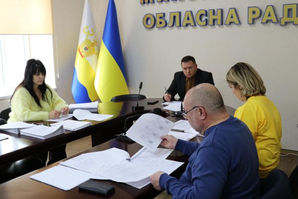 Еще 65 человек получат материальную помощь в рамках программы «Забота», – руководитель Николаевского областного совета Антон Табунщик