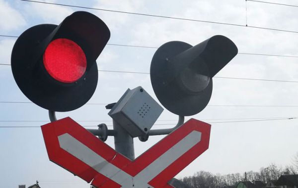 13 марта на полдня перекроют дорогу через ж/д переезд в Первомайске