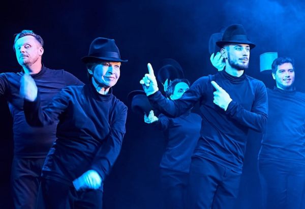 В Николаевском театре кукол состоялся концерт для взрослых «Это вам не игрушки!» (фото)