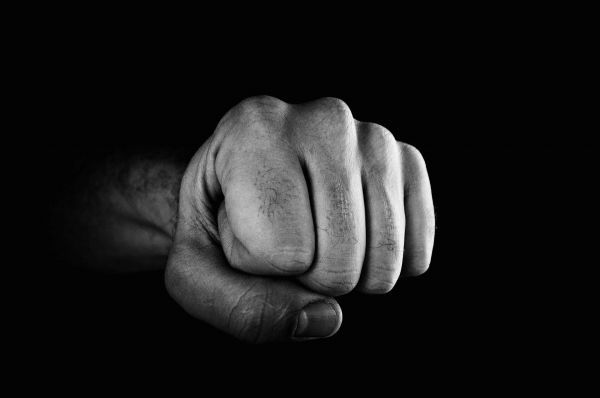 На Николаевщине военный, сбежавший из части, забил до смерти знакомого