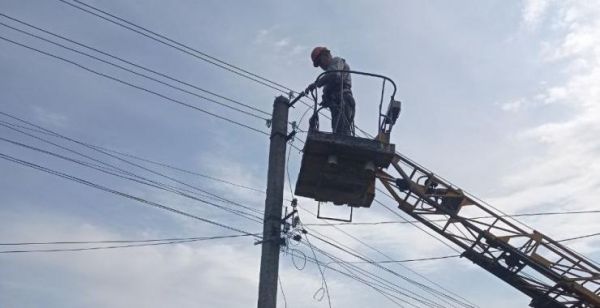 В приморских громадах Николаевщины без света оказались десять тысяч домовладений