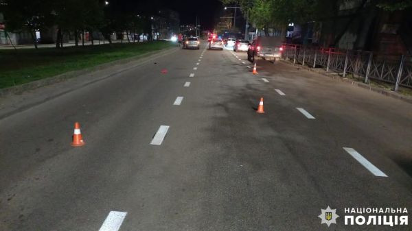 В центре Николаева автомобиль сбил пешехода