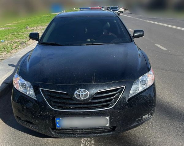 В Николаеве патрульные остановили «Тойоту» с перебитыми номерами