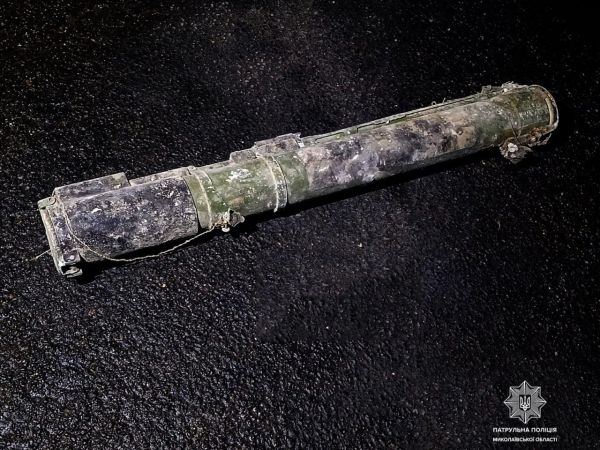 В Николаеве гражданский мужчина ехал в такси с гранатометом