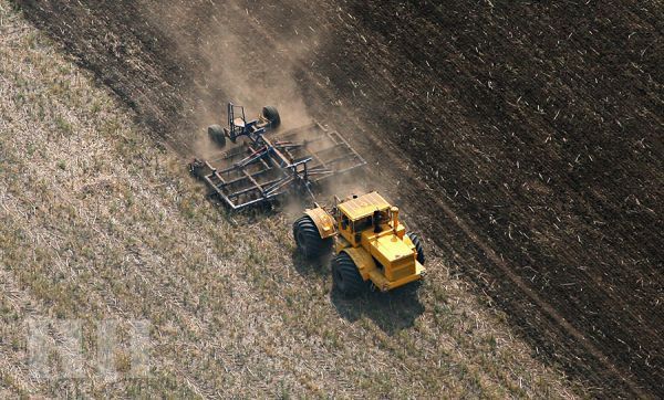 У вознесенского фермера забрали 27 га пахотных земель, которые он получил по хитрой схеме