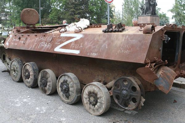 На третий год войны враг опять заговорил о захвате Николаева