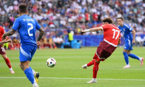 От Италии после "швейцарского ножа" осталась моцарелла на блюдечке