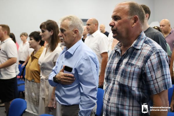 В Николаеве тренерам вручили почетные награды и денежные сертификаты